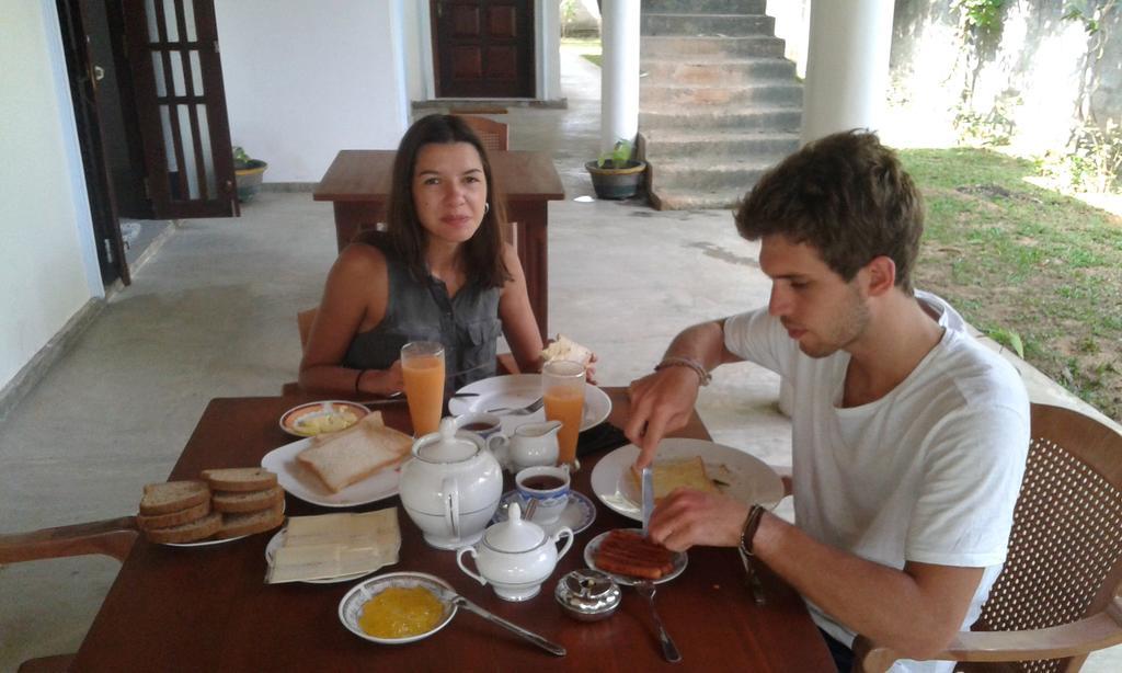 Methira Villa Алутгама Екстериор снимка