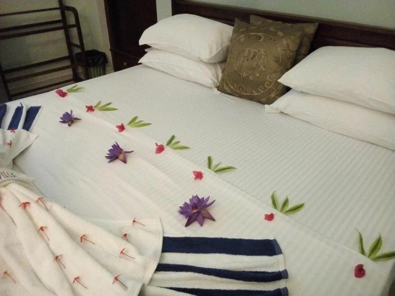 Methira Villa Алутгама Екстериор снимка